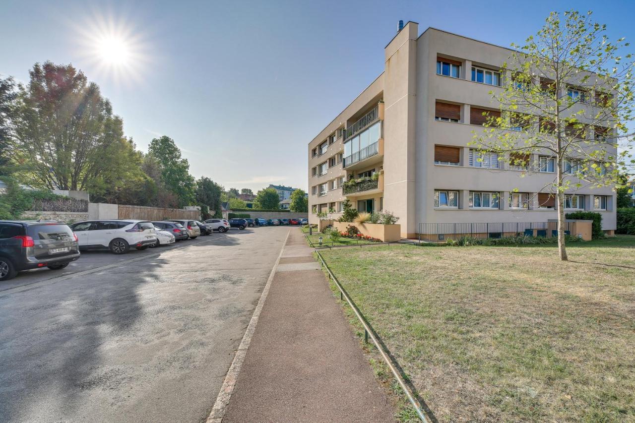 Appartamento Chic Apart Versailles Castle Le Chesnay  Esterno foto